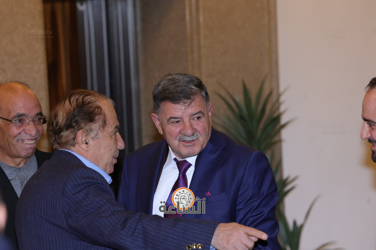 Madar Al-Saa Images 0.48798336720436586