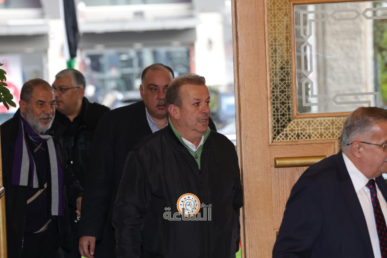 Madar Al-Saa Images 0.3162432921854216