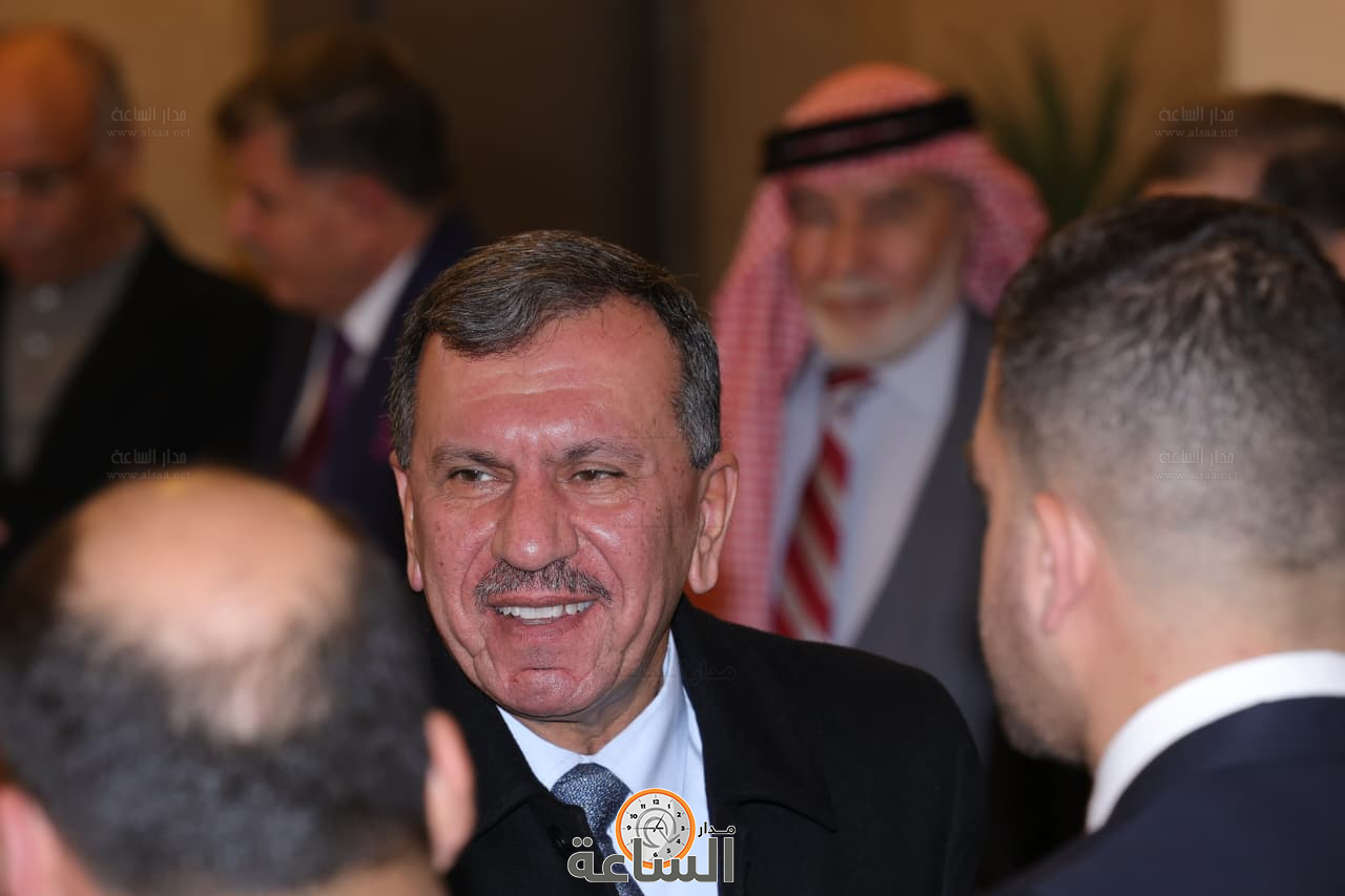 Madar Al-Saa Images 0.4563952714406928