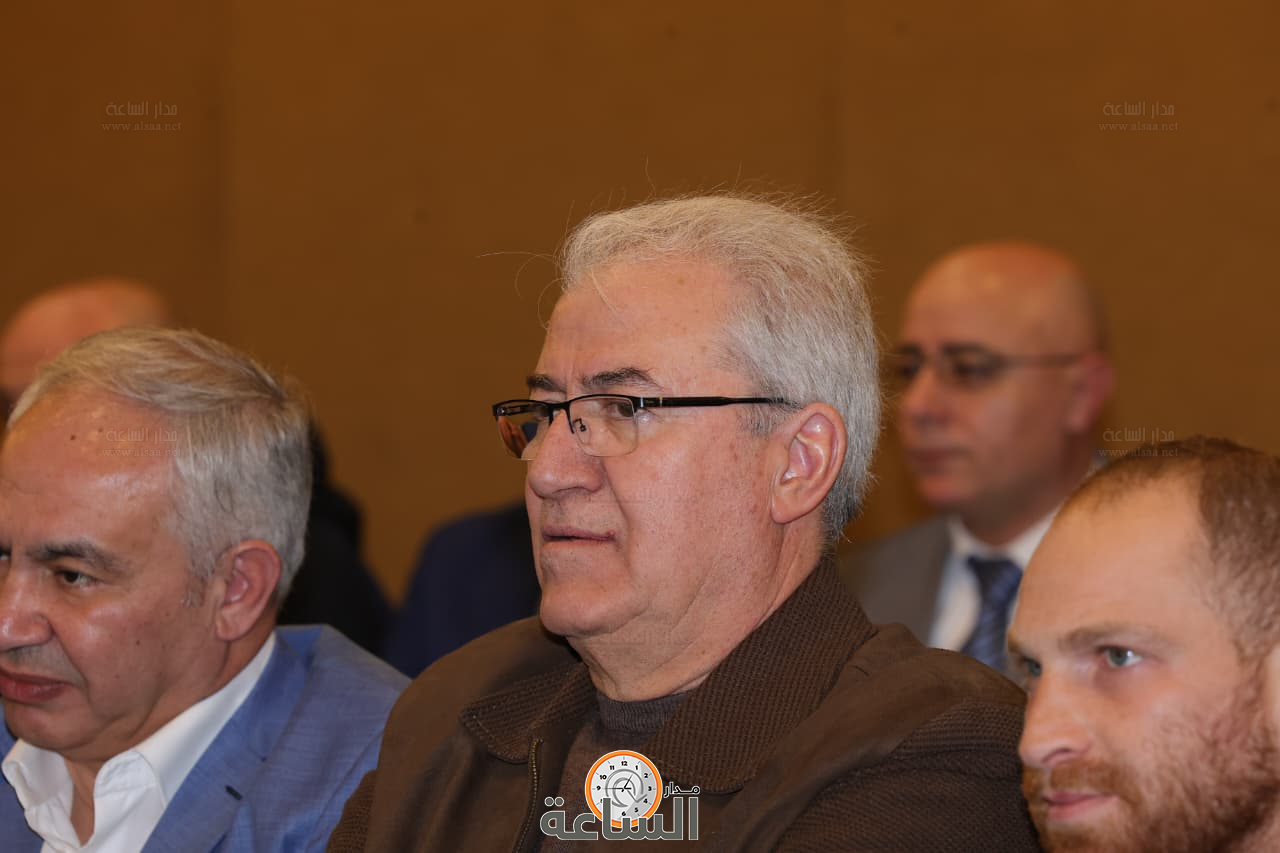 Madar Al-Saa Images 0.475234654817952