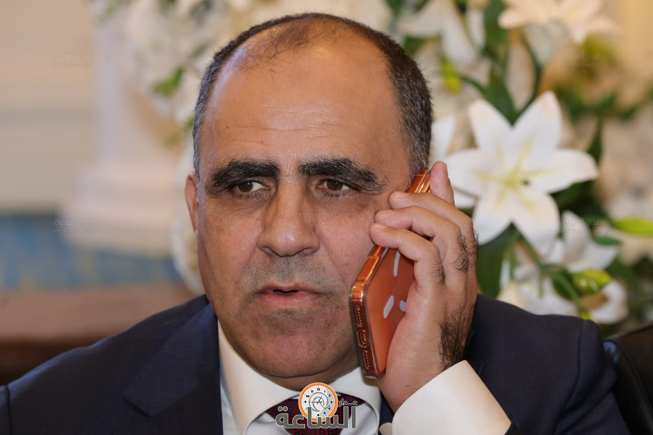 Madar Al-Saa Images 0.33707723463472783