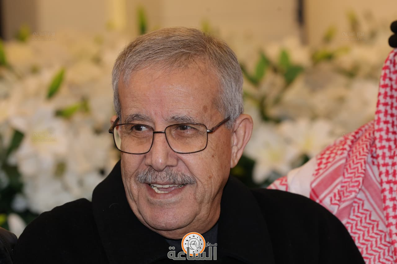 Madar Al-Saa Images 0.33341748685306205