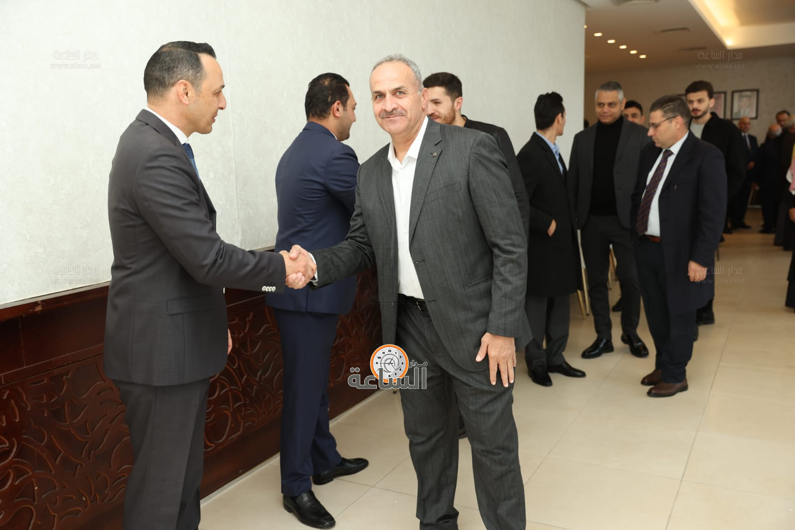 Madar Al-Saa Images 0.04582351301733378