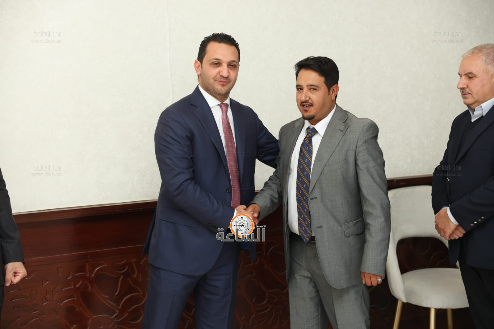 Madar Al-Saa Images 0.775662056913254