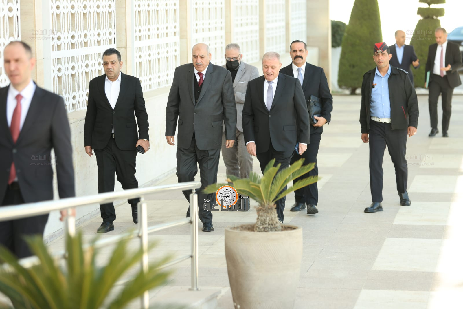 Madar Al-Saa Images 0.44164105927800046