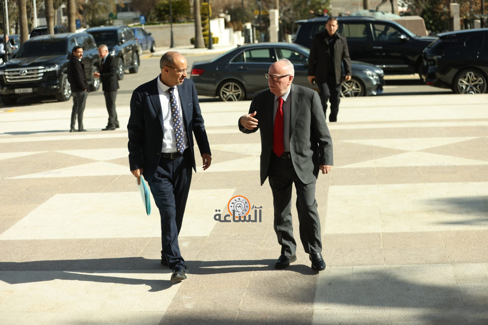 Madar Al-Saa Images 0.7395673033854564