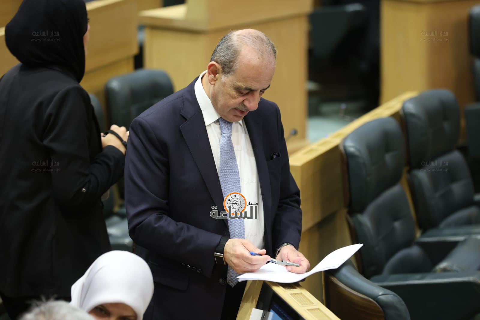 Madar Al-Saa Images 0.809375167953033