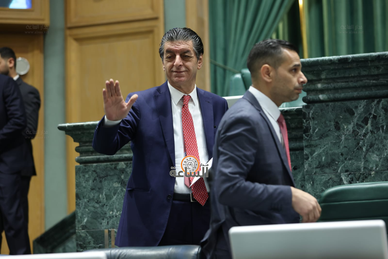 Madar Al-Saa Images 0.07839900747350237