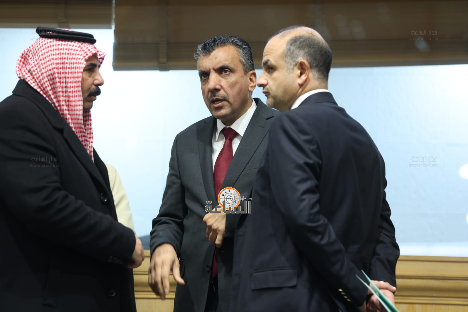 Madar Al-Saa Images 0.462314706459777