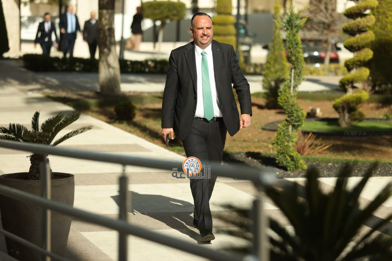 Madar Al-Saa Images 0.8374334840250216