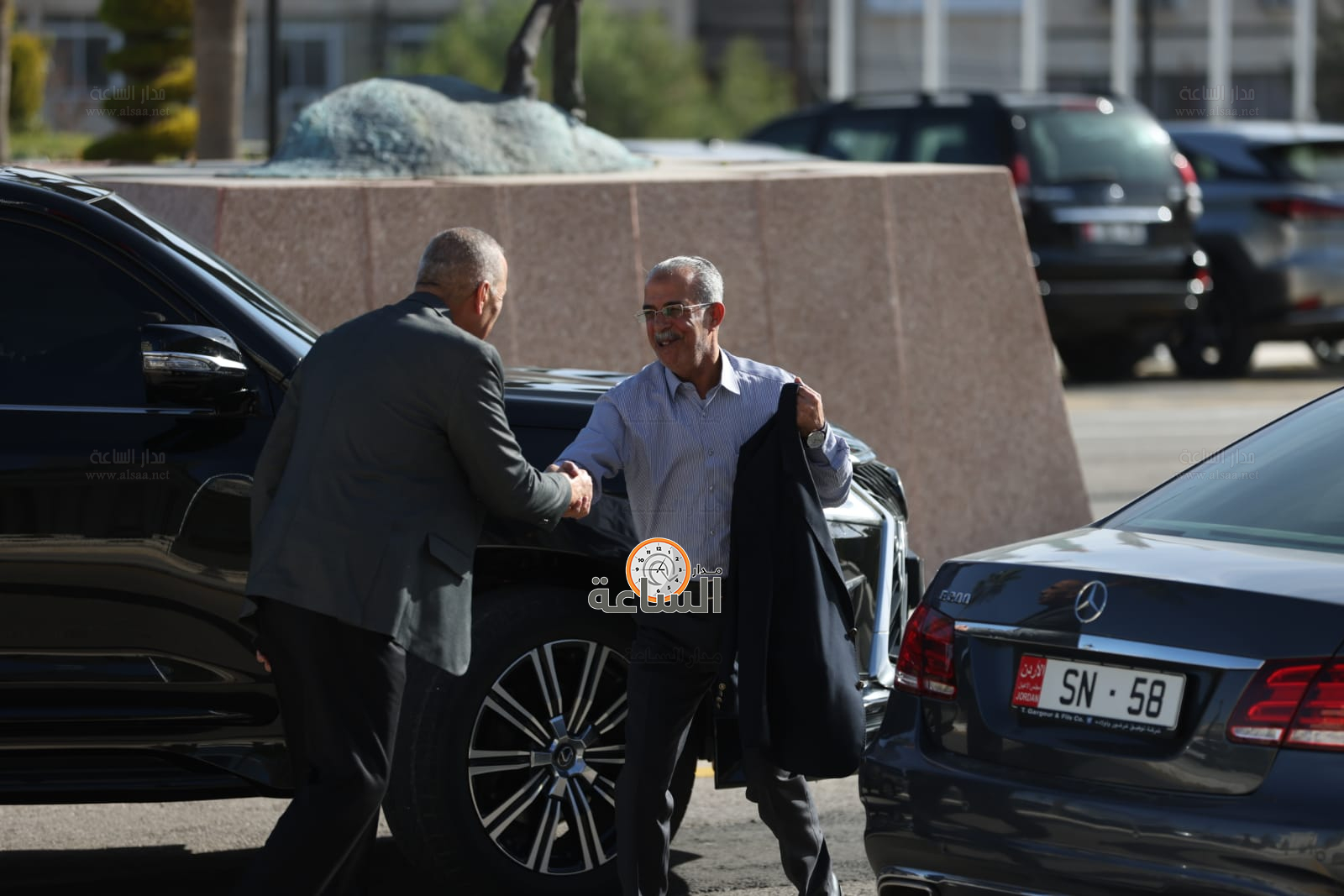 Madar Al-Saa Images 0.1882538387816186