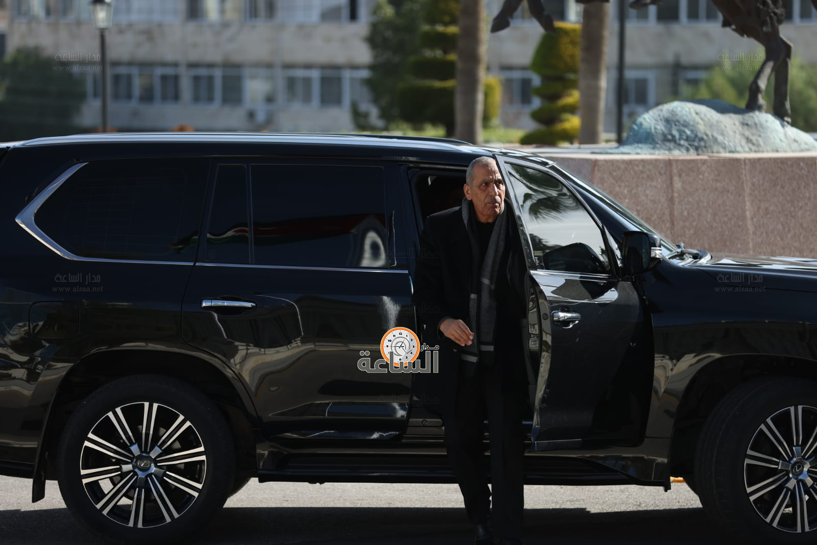 Madar Al-Saa Images 0.29399486720909174