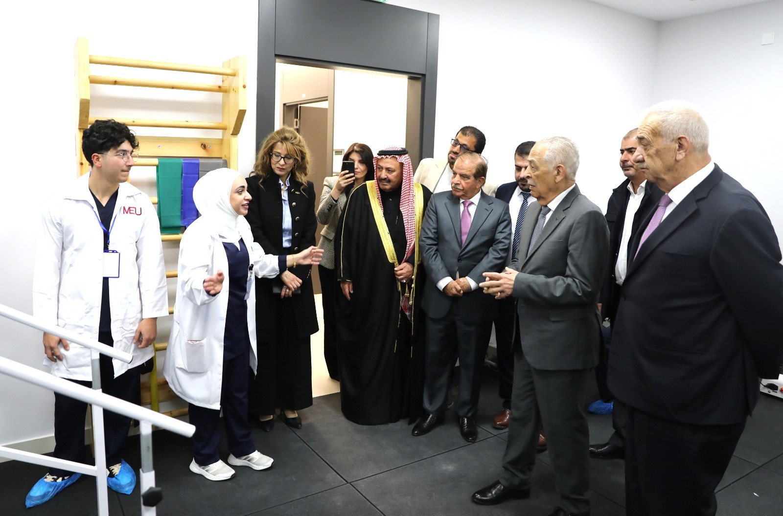 Madar Al-Saa Images 0.34426133201212106