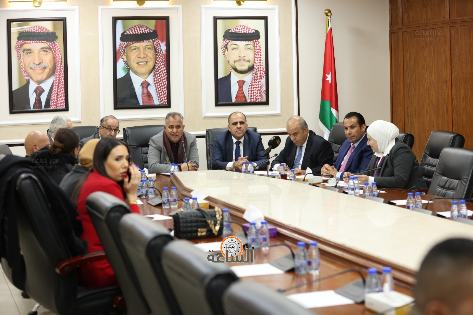 Madar Al-Saa Images 0.7689324001127661