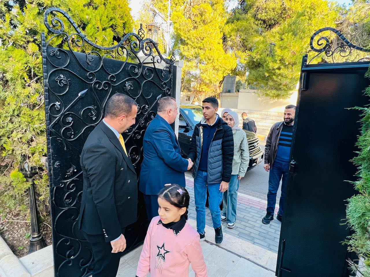 Madar Al-Saa Images 0.08234218368720292