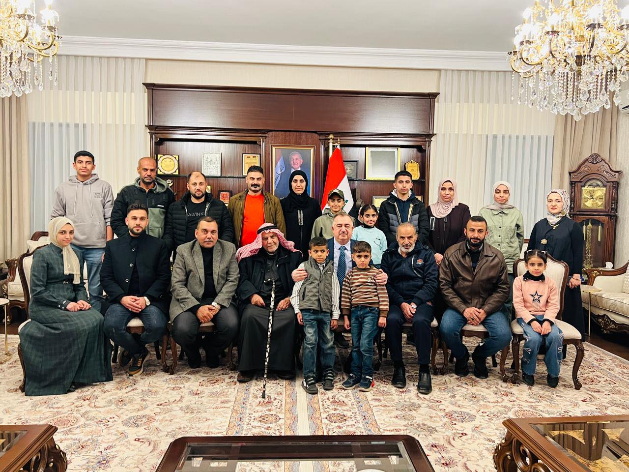 Madar Al-Saa Images 0.38560311855901985