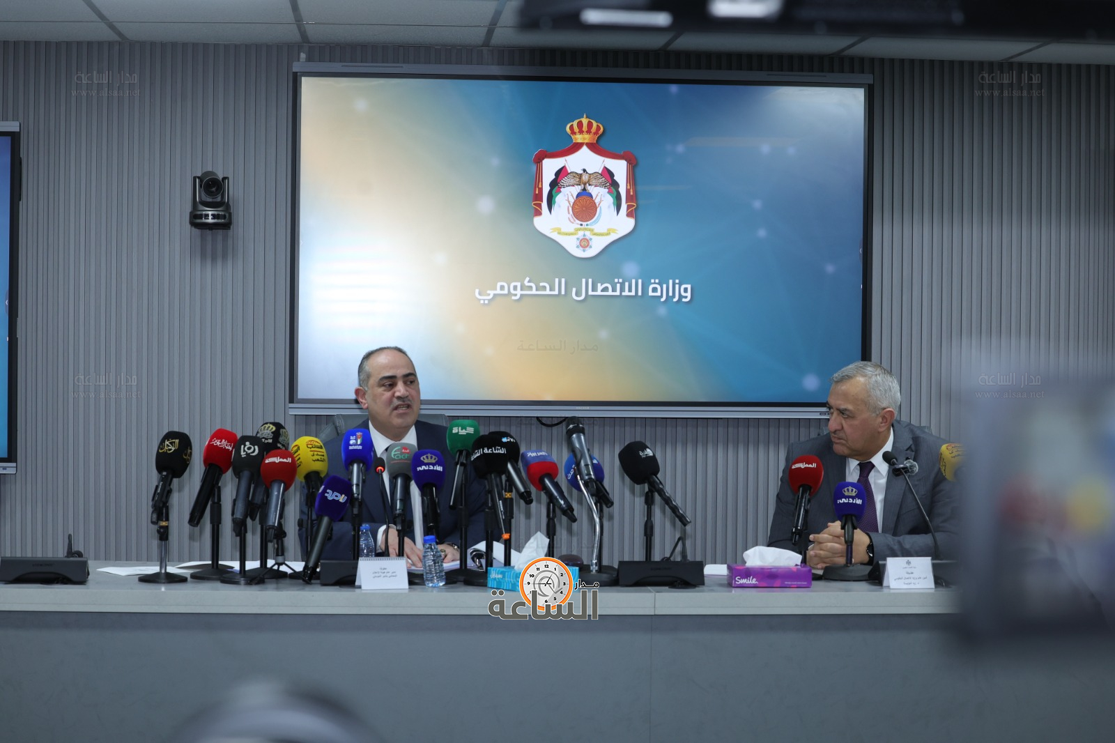 Madar Al-Saa Images 0.33936419381272165