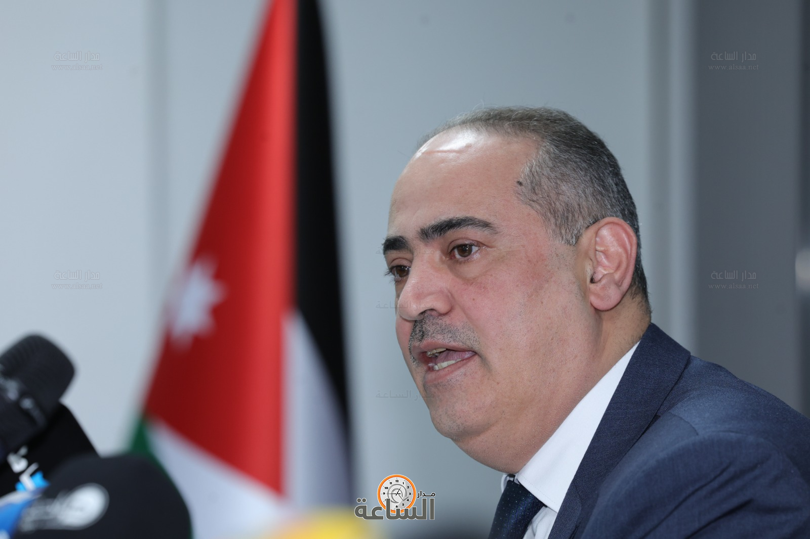 Madar Al-Saa Images 0.22818314629797132