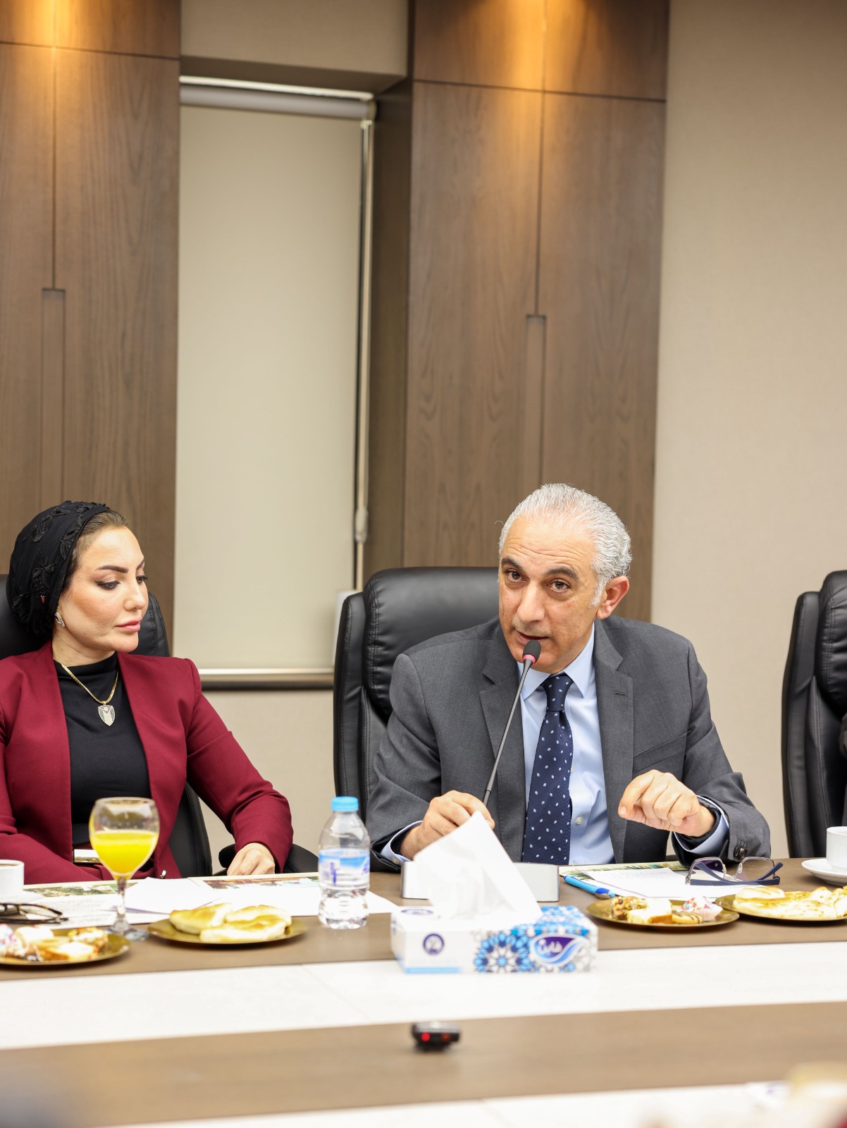 Madar Al-Saa Images 0.6197892852693959