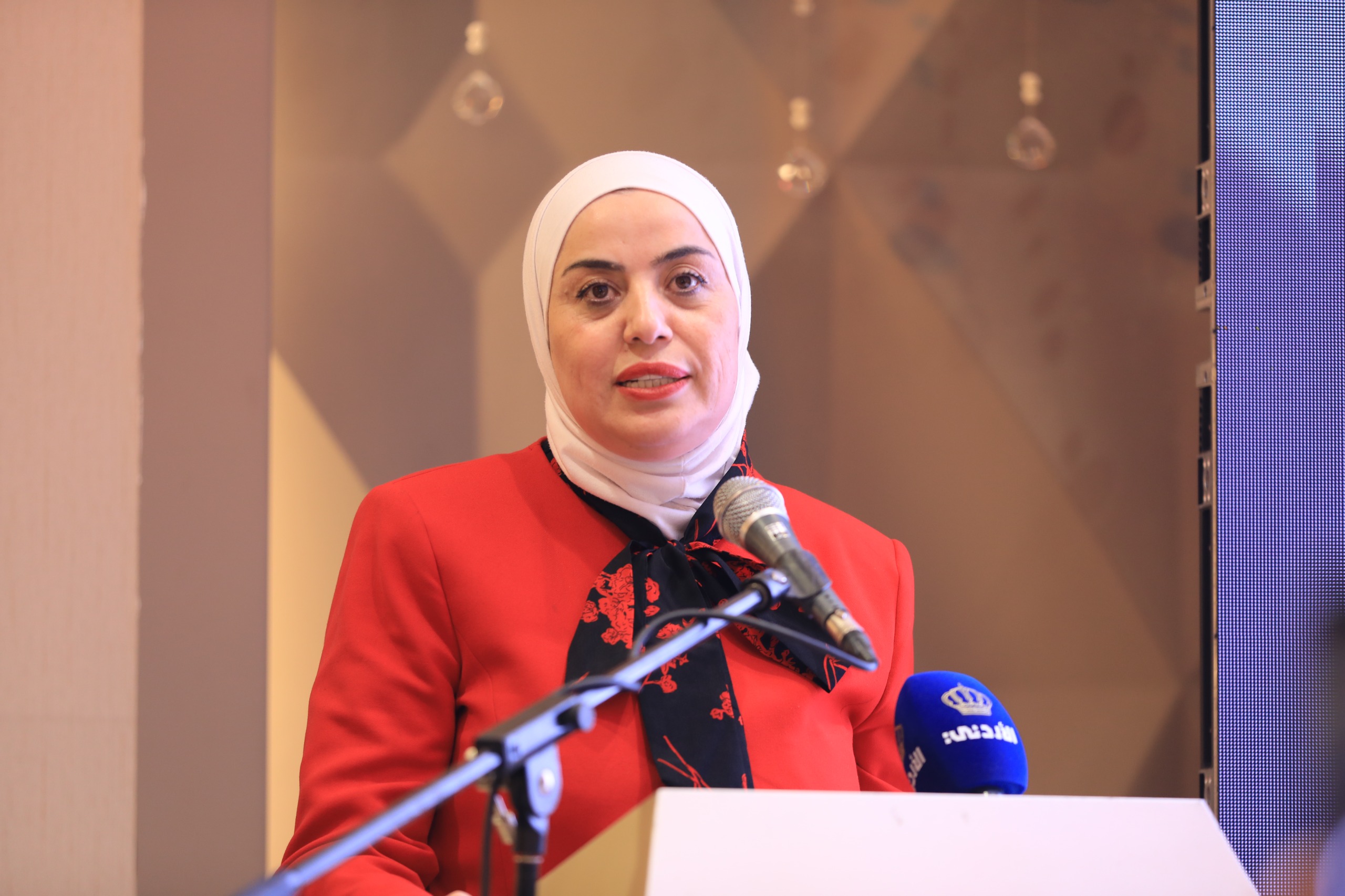 Madar Al-Saa Images 0.17648180207955455