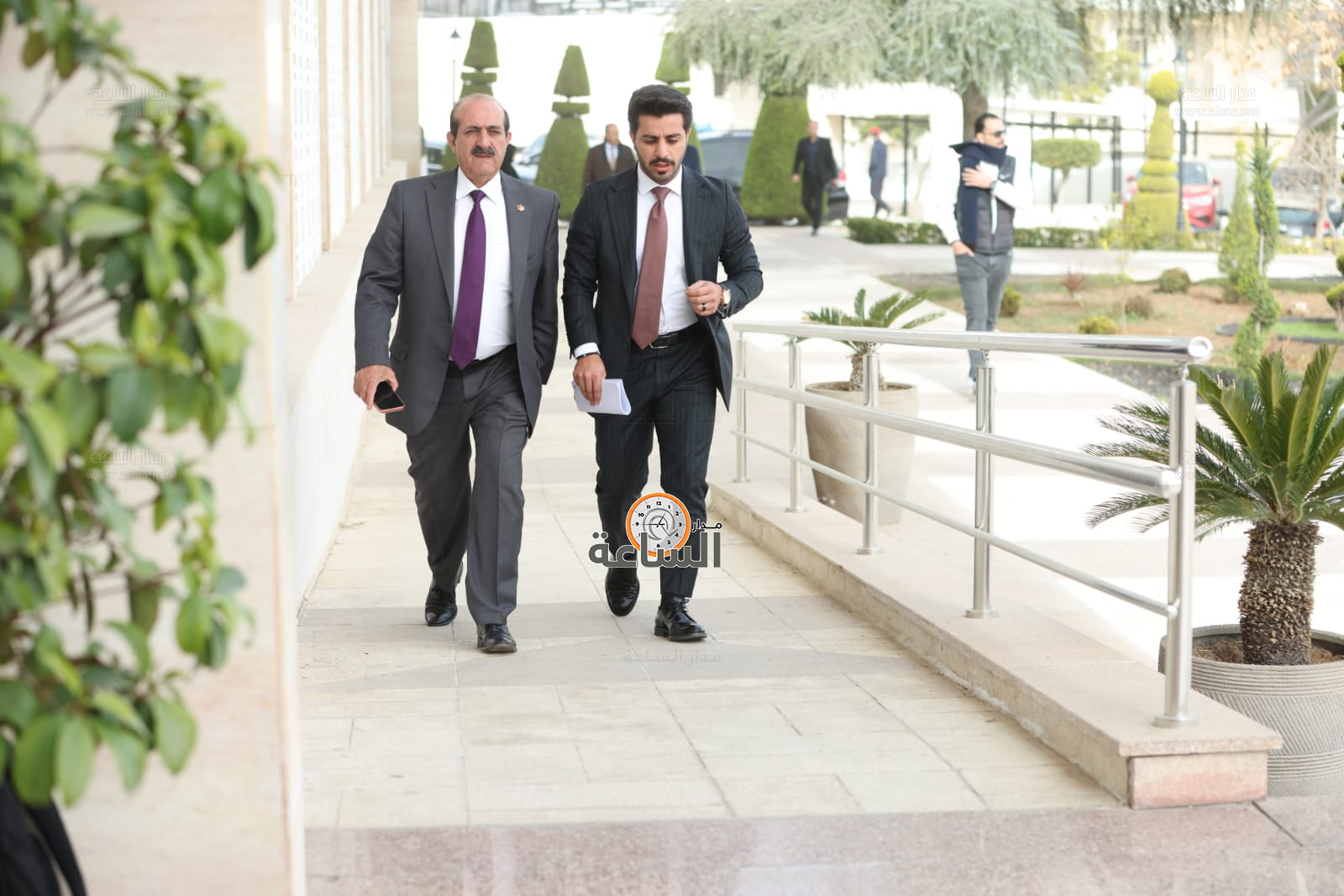 Madar Al-Saa Images 0.7766058442763373