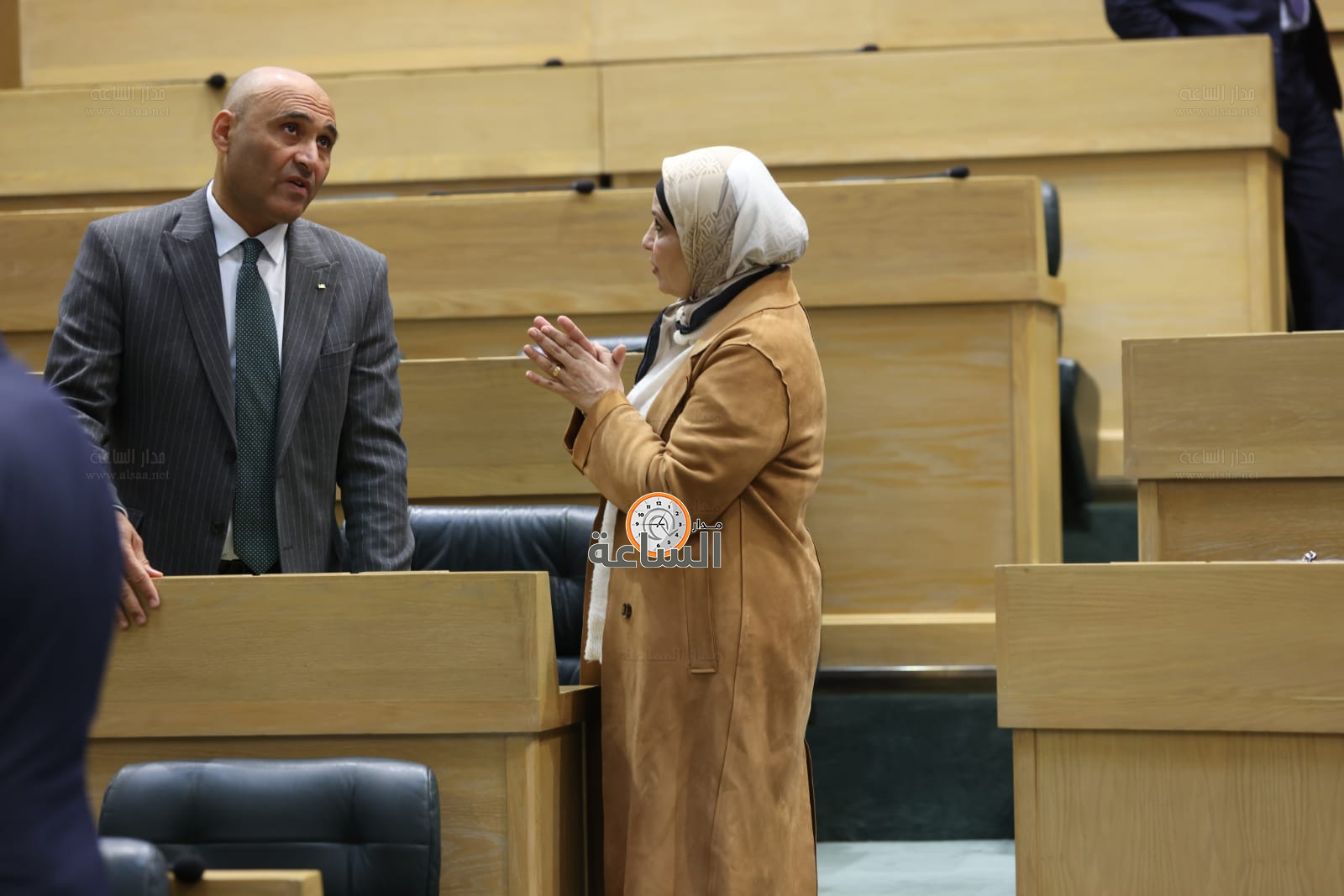 Madar Al-Saa Images 0.6958505827326559