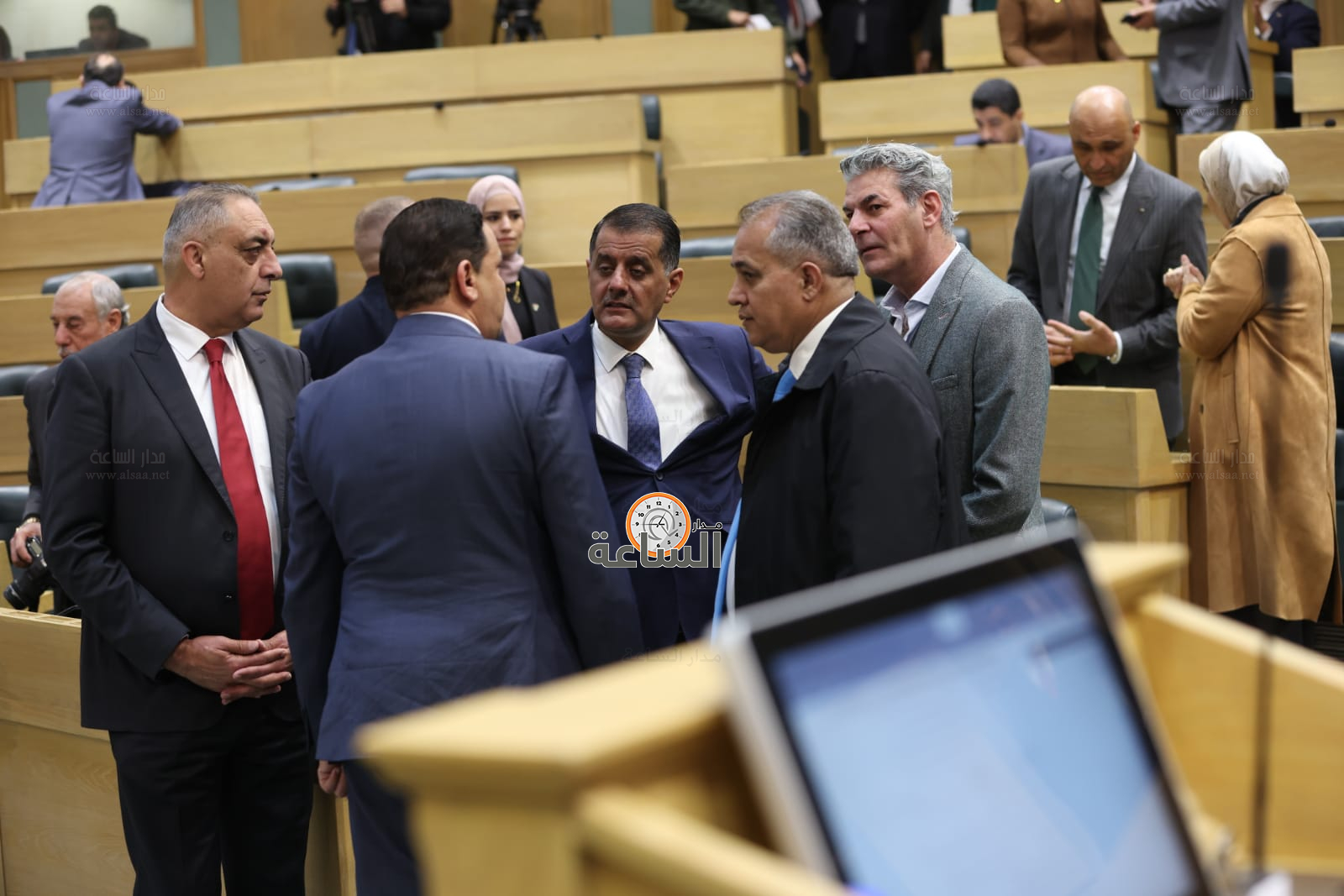 Madar Al-Saa Images 0.36150677671986475