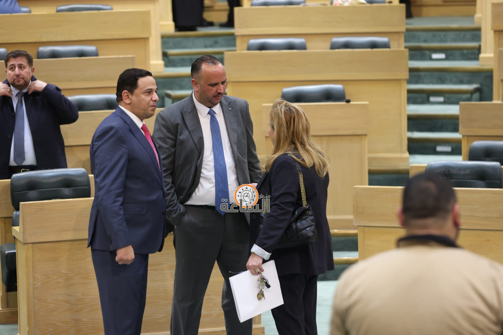 Madar Al-Saa Images 0.07830615107875971