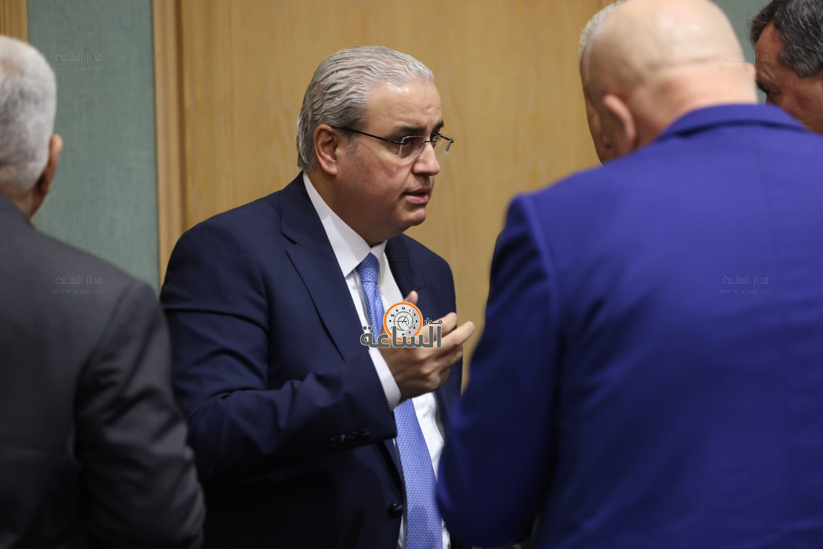 Madar Al-Saa Images 0.842097705563701