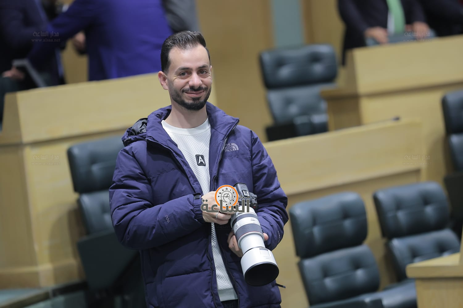 Madar Al-Saa Images 0.02735501566862475