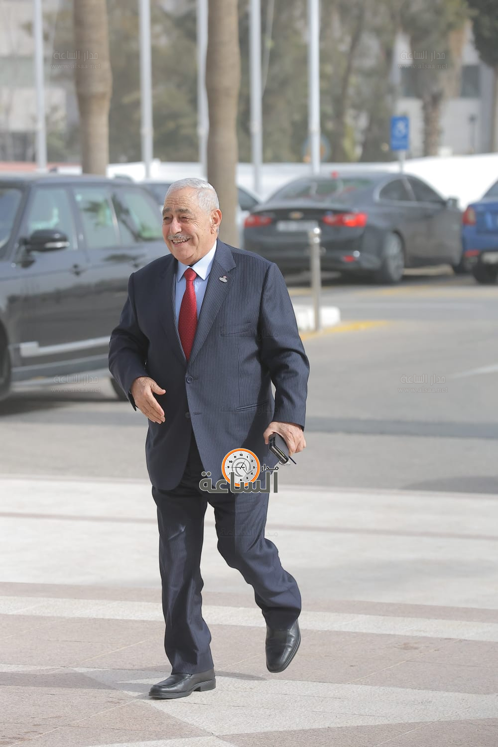 Madar Al-Saa Images 0.4389483138996292