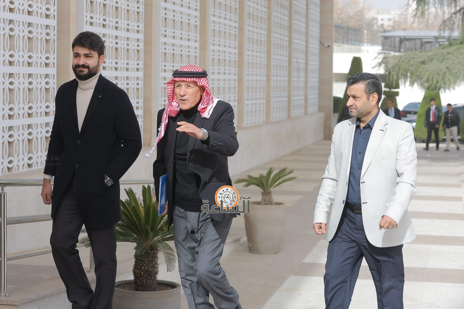 Madar Al-Saa Images 0.1427660785550734