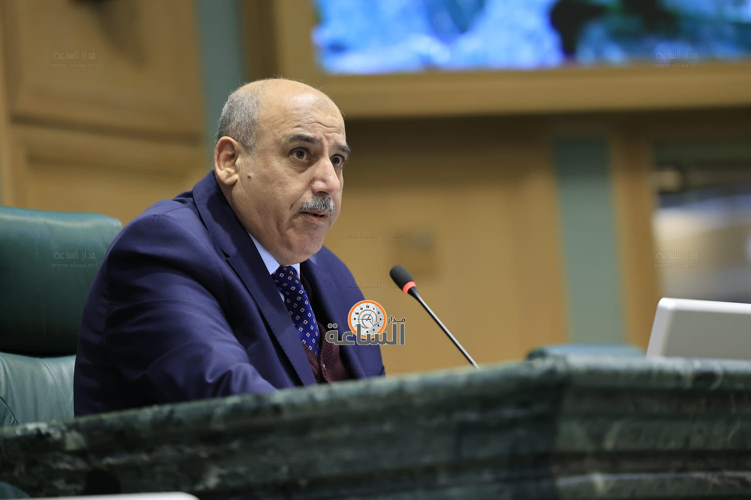 Madar Al-Saa Images 0.8453359856189973