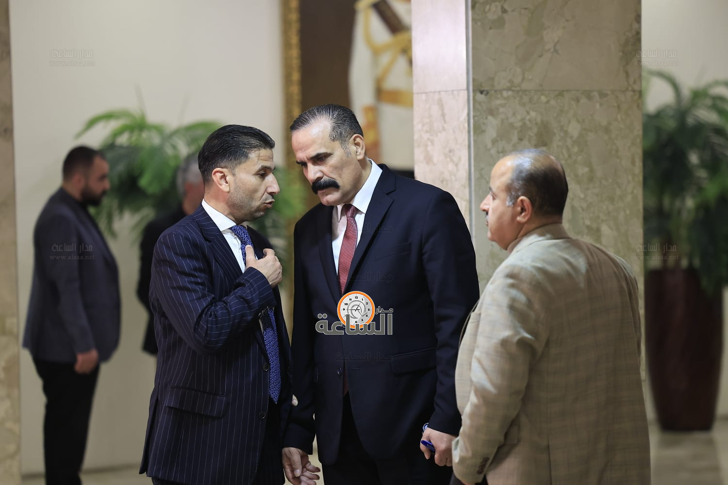 Madar Al-Saa Images 0.4622252407592363