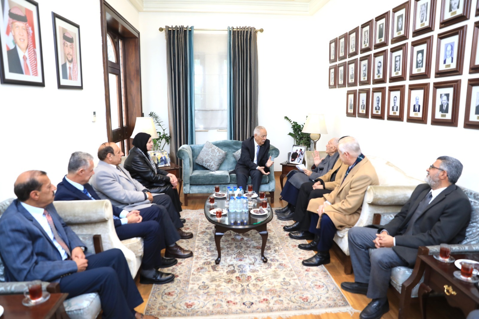 Madar Al-Saa Images 0.672687546863497