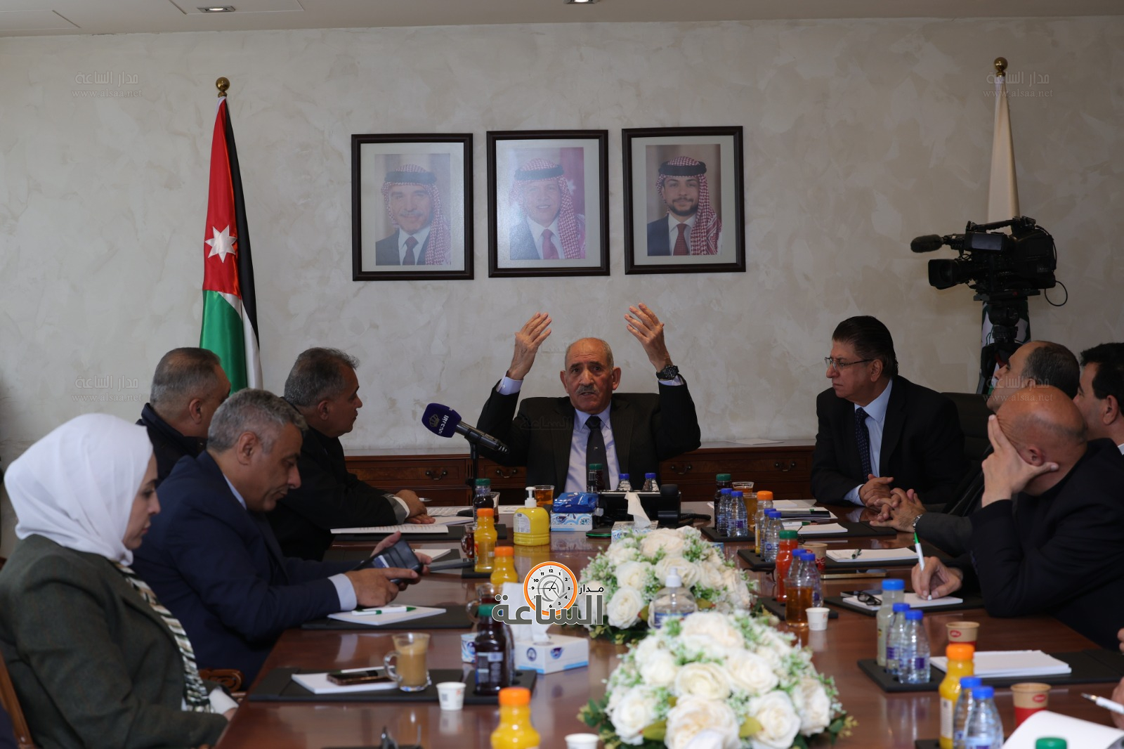 Madar Al-Saa Images 0.6428691170022556