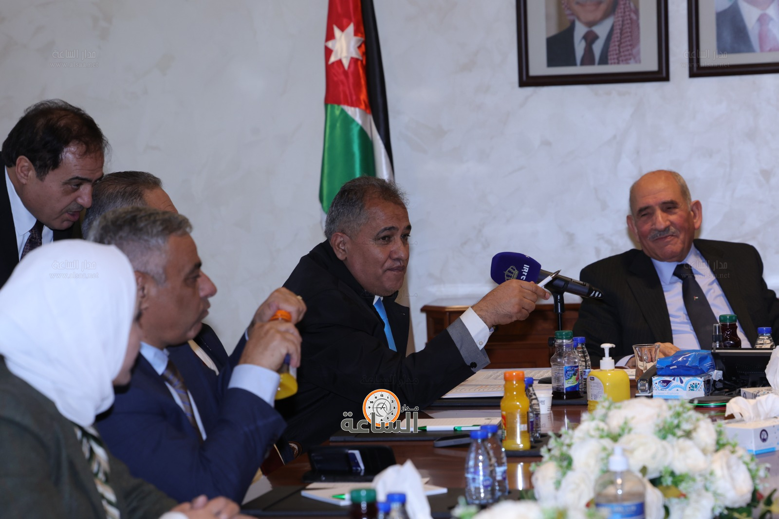 Madar Al-Saa Images 0.378701545760071