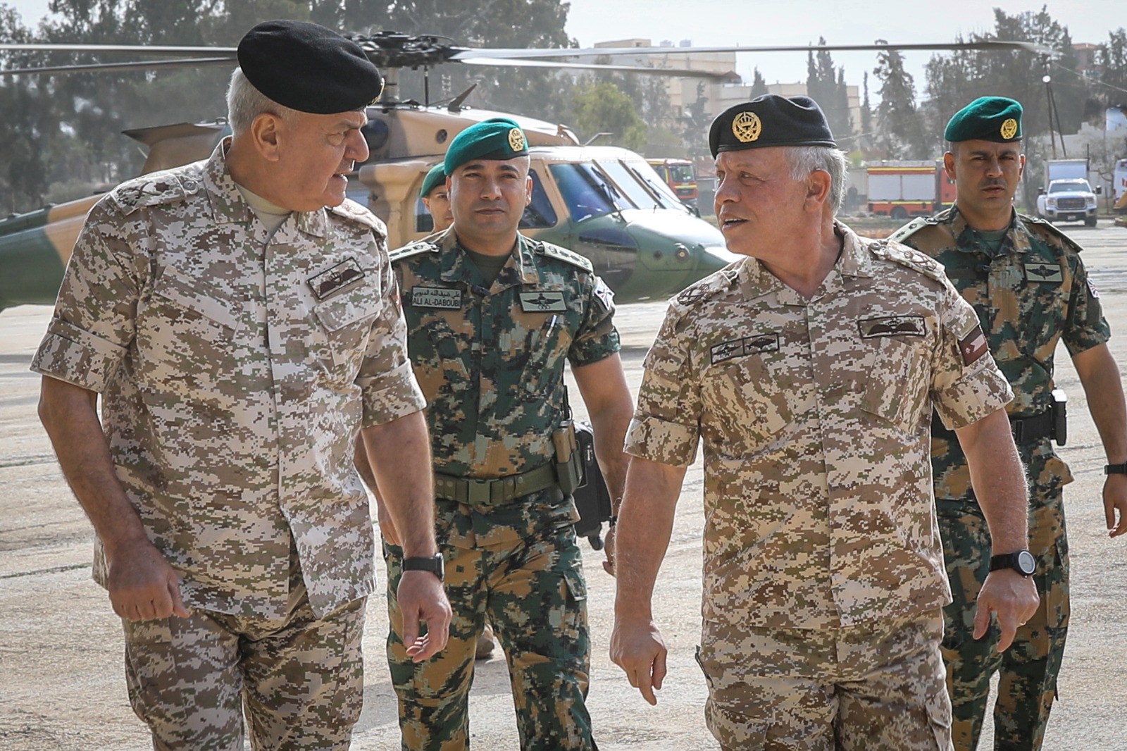 Madar Al-Saa Images 0.19559150058059205