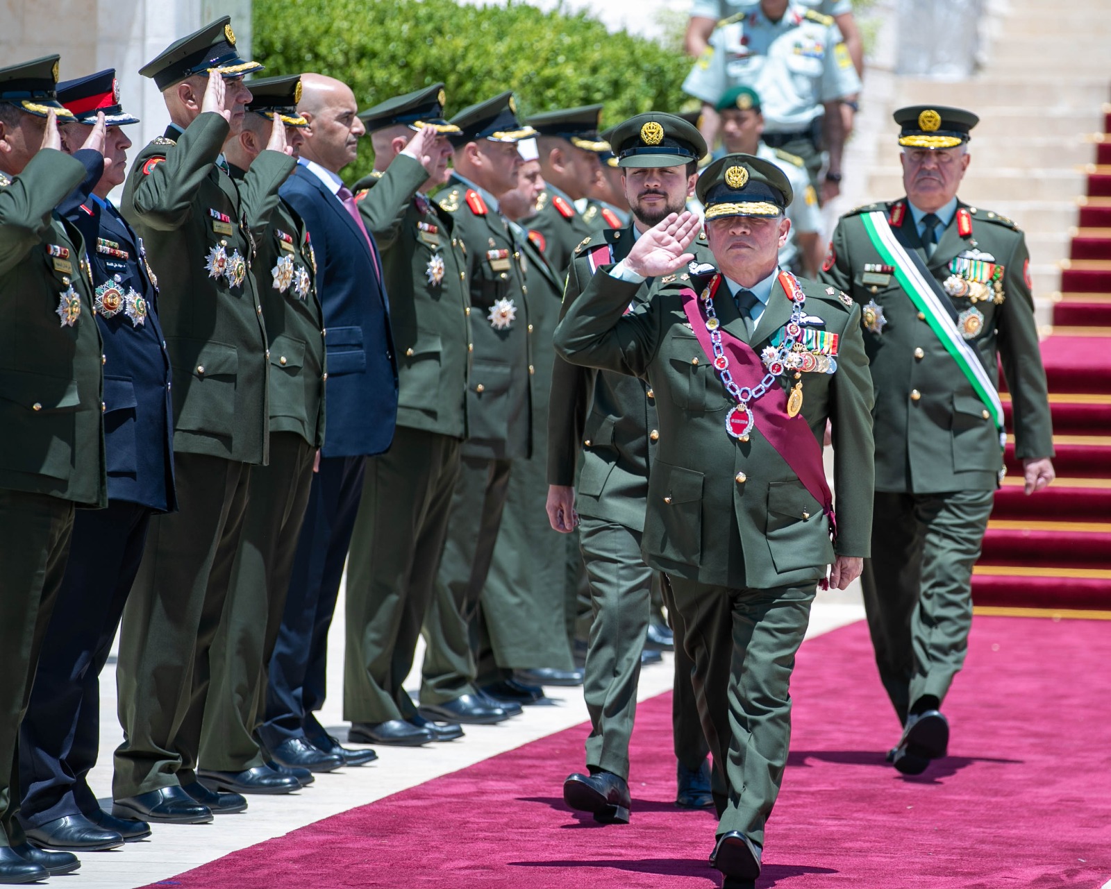 Madar Al-Saa Images 0.44615669195615093