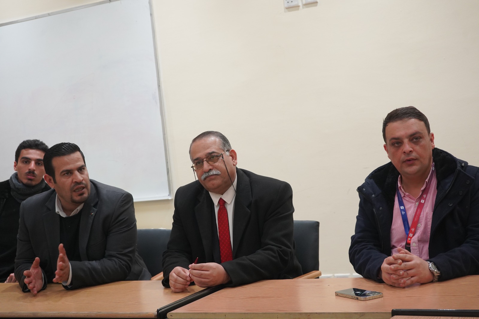 Madar Al-Saa Images 0.5970203964485704