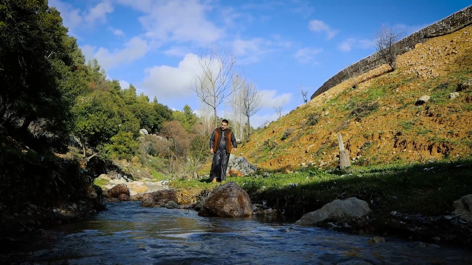 Madar Al-Saa Images 0.07508060488594348