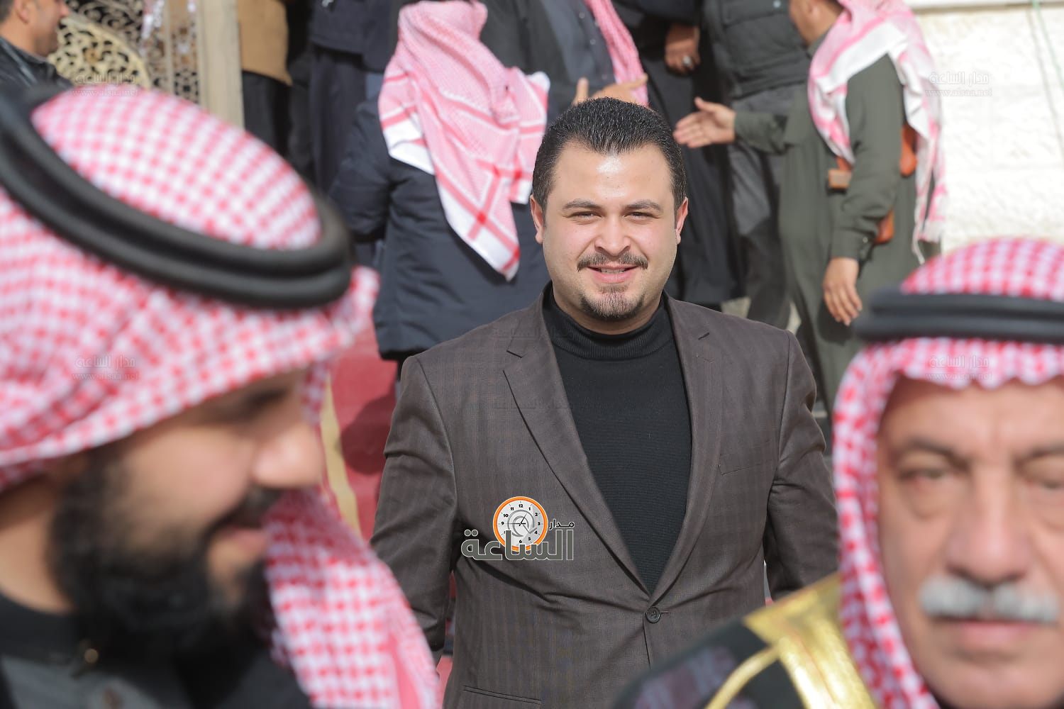 Madar Al-Saa Images 0.10911125843780445