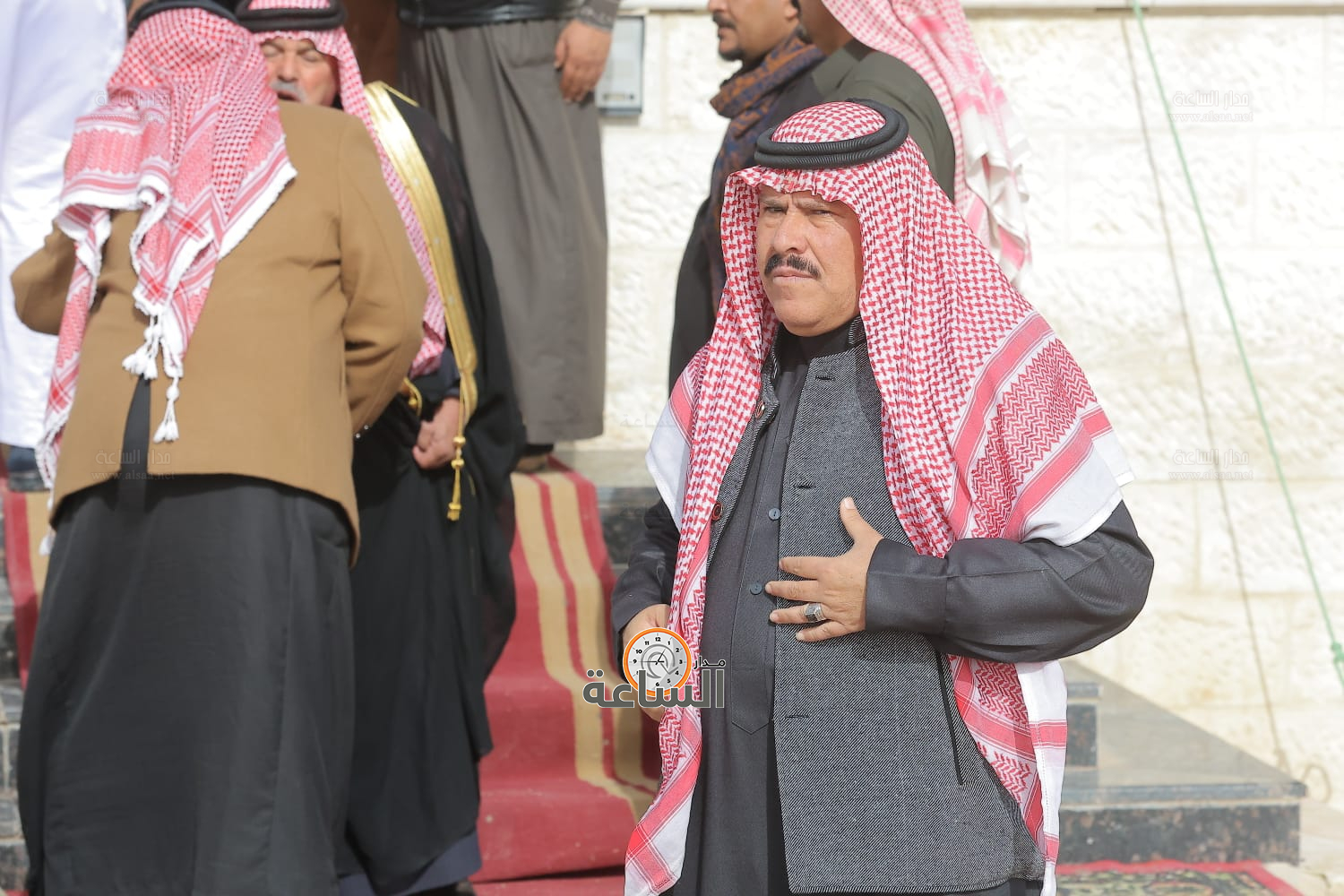 Madar Al-Saa Images 0.9977178328285082