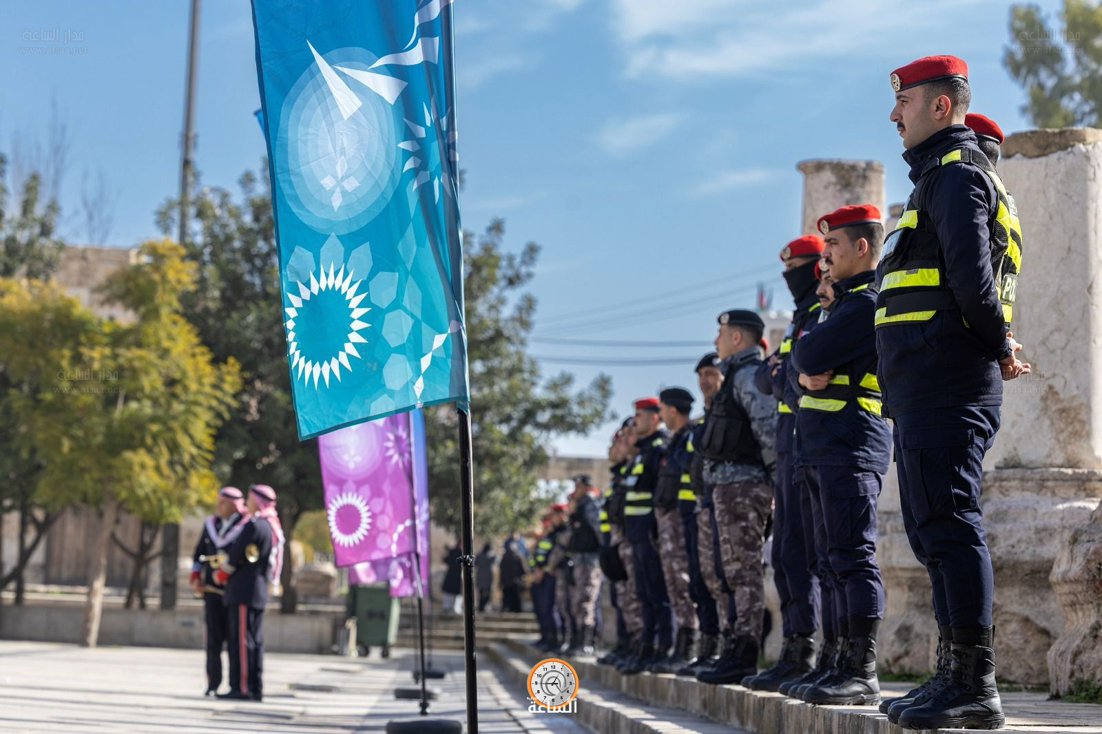 Madar Al-Saa Images 0.8402252959350143