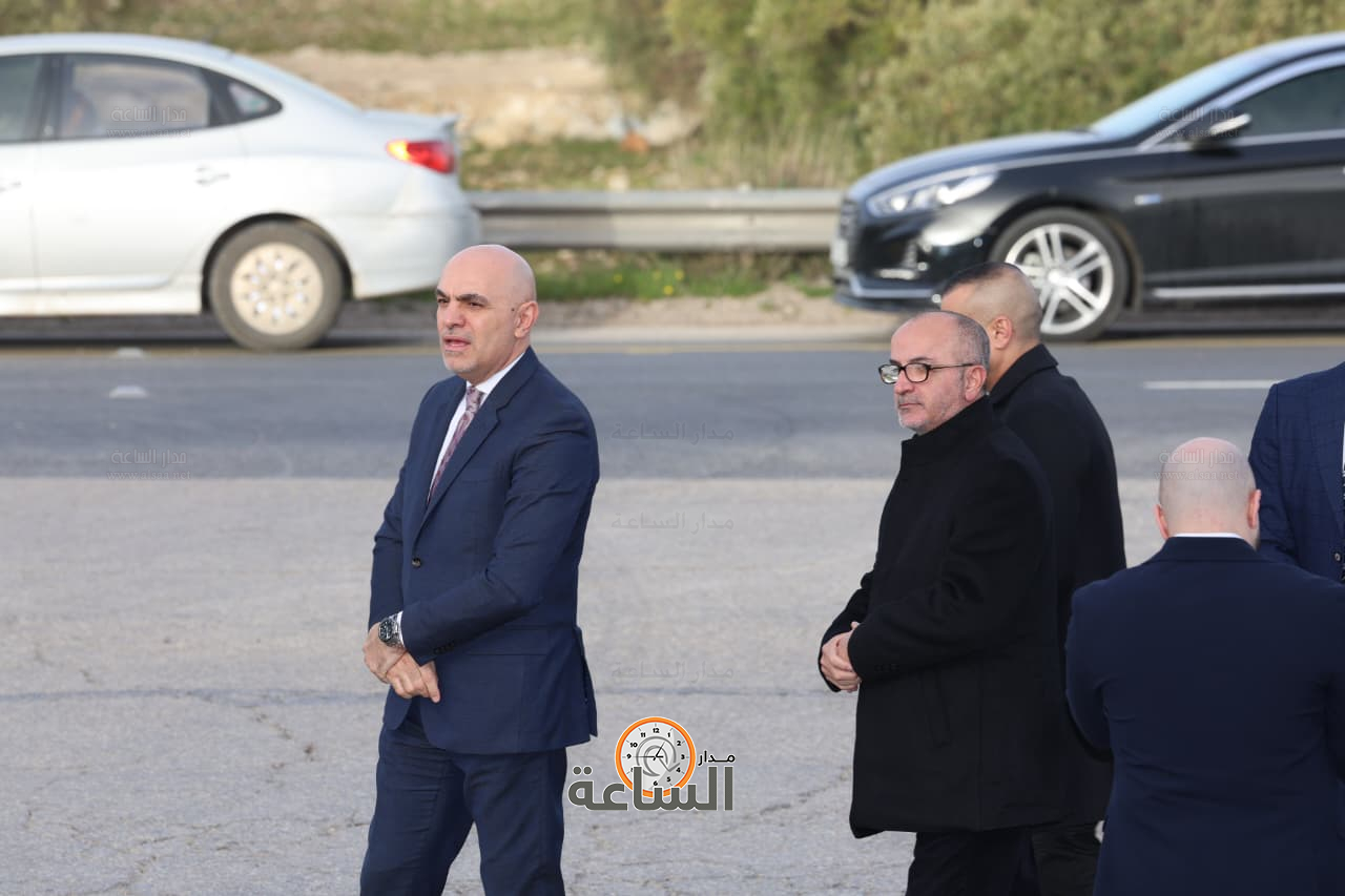 Madar Al-Saa Images 0.5629733662036509