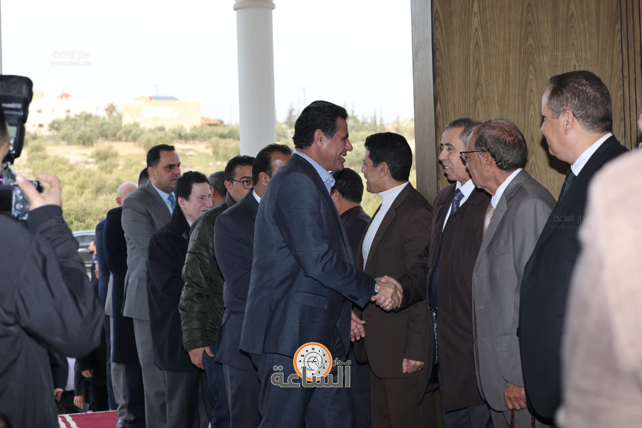 Madar Al-Saa Images 0.5358612853240791