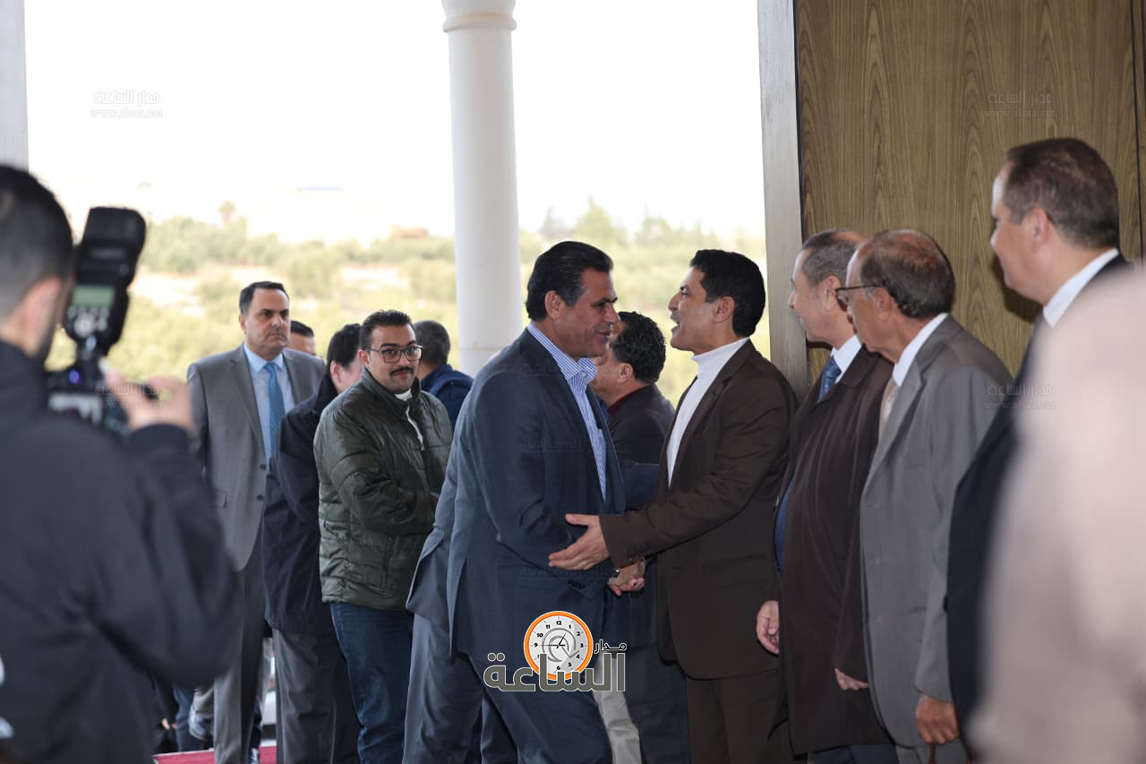 Madar Al-Saa Images 0.6551597048489638