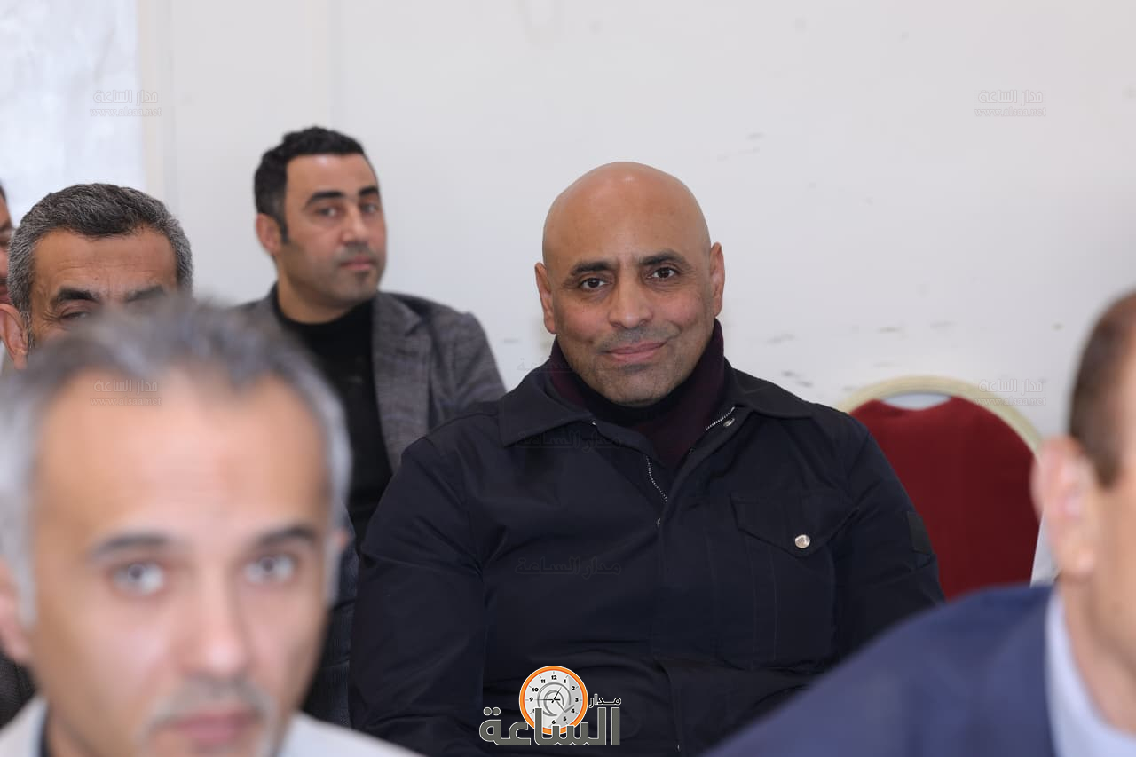 Madar Al-Saa Images 0.008446503652149051