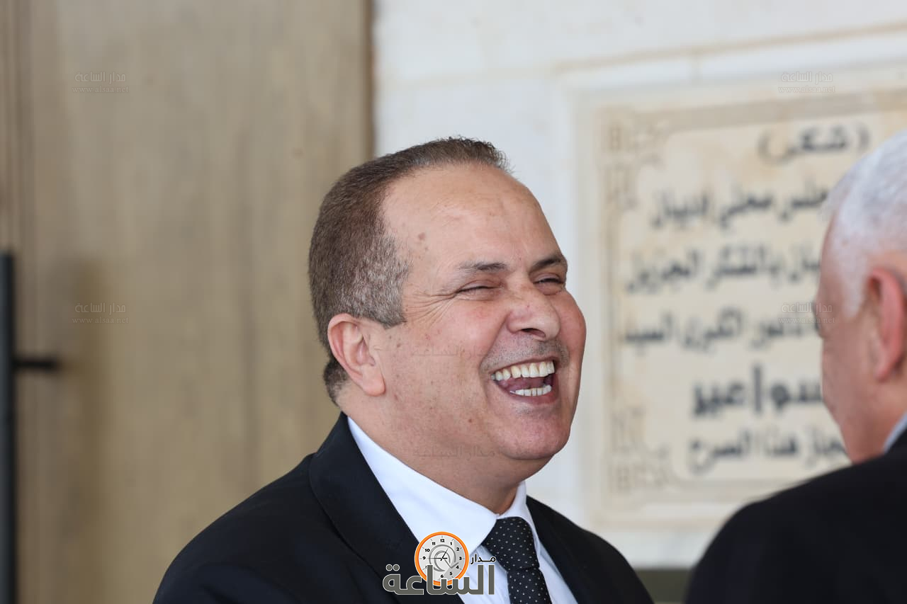 Madar Al-Saa Images 0.1445055697676222