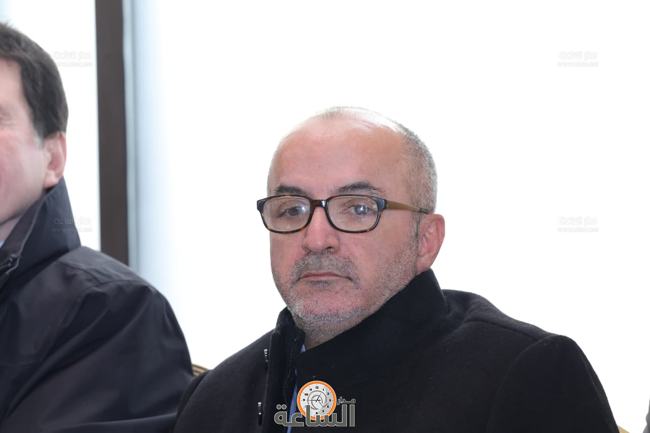 Madar Al-Saa Images 0.6154429745925369